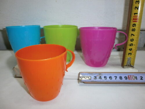 SET X 4 JARRITOS PLASTICOS