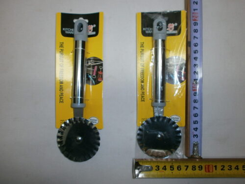 CORTA RAVIOLES DE ACERO DISCO 6,5 CM