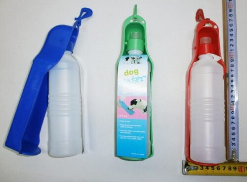 BOTELLA BEBEDERO PORTATIL P/MASCOTA 0.5 LITRO