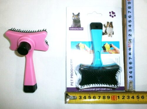CEPILLO P/ PERRO CON SACA PELO CERDA PLASTICA